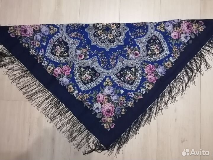 Павловопосадские платки шёлковые крепдешин