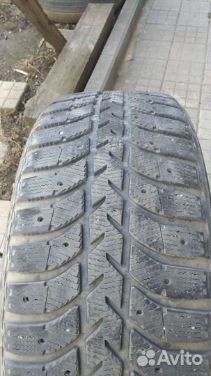 Bridgestone Ice Cruiser 5000 235/55 R18 100B