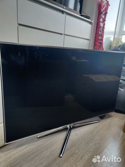 Led-телевизор 55 дюймов Samsung со смарт TV