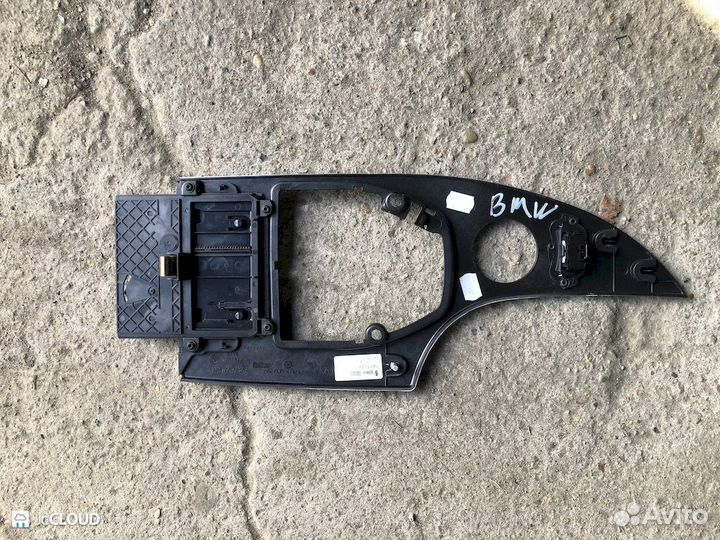 Консоль кпп на BMW 5 series E60 525i N52B25A