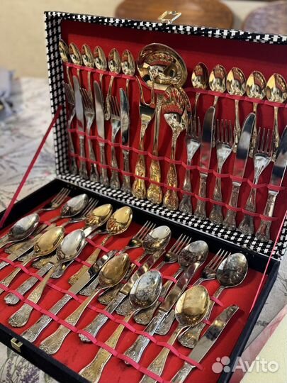 Набор столовых предметов на 12 персон