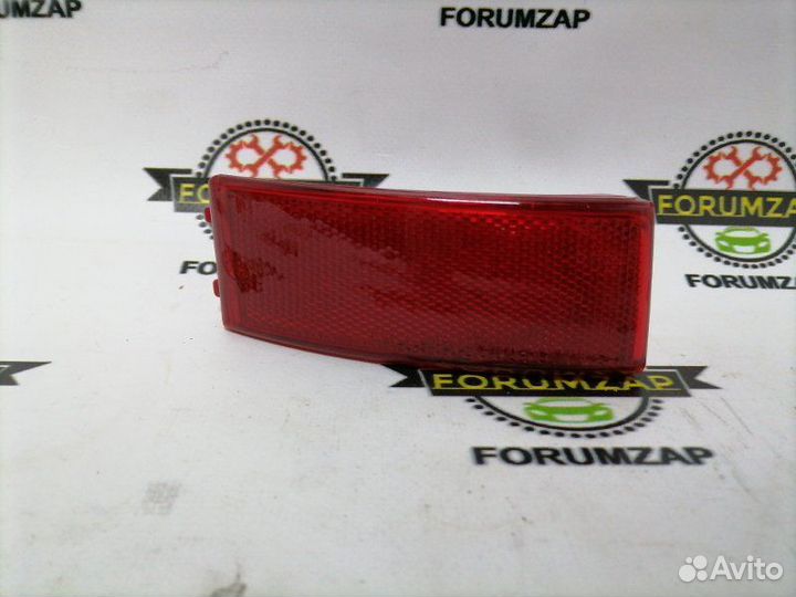 Отражатель в задний бампер задний правый Ford