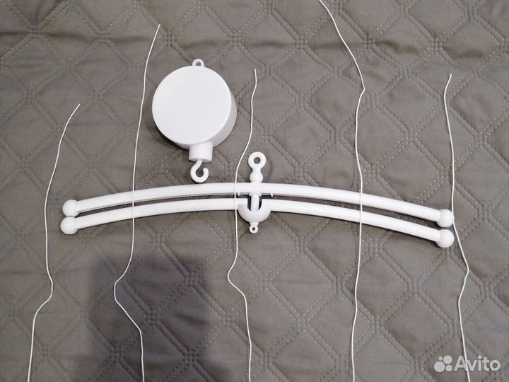 Мобиль в кроватку из фетра