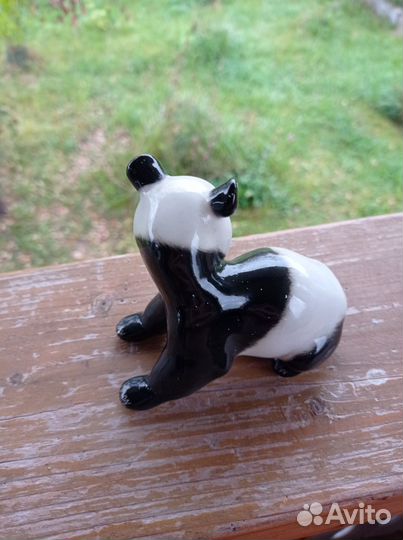 Статуэтка фарфор СССР медвежонок