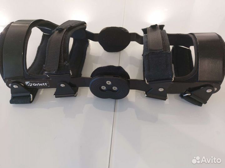 Ортез на правый коленный сустав с шарнирами Orlett