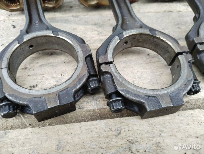 Поршень Nissan Teana J31 (AT) VQ35 2007