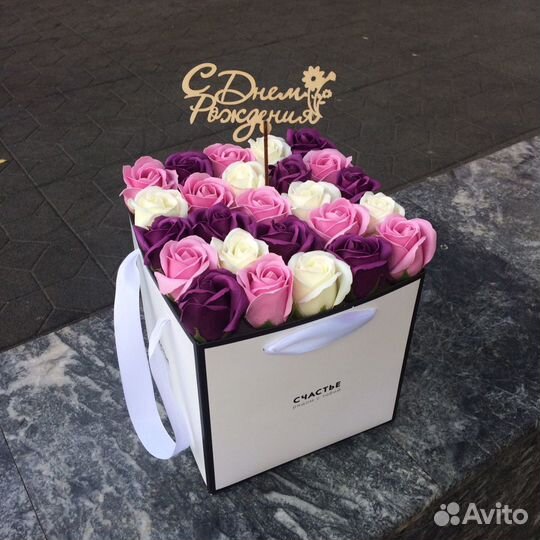 Подарок коробочка с мыльными розами