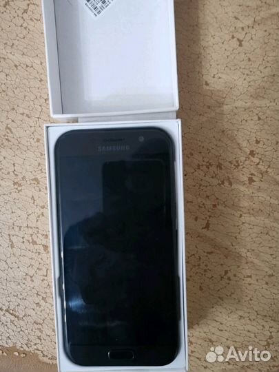 Samsung Galaxy A50, 4/128 ГБ