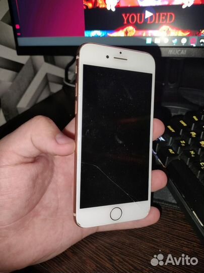iPhone 8, 64 ГБ