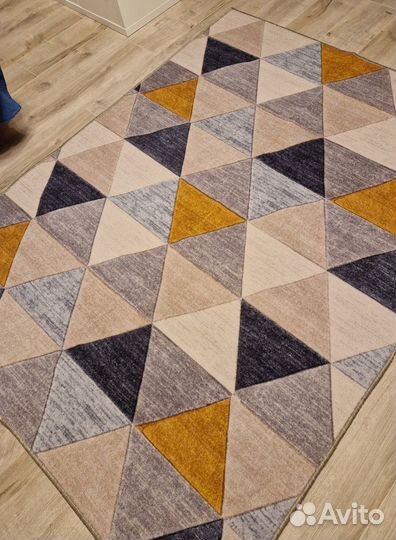 Ковры 100 см на 200 см.Новые.Универсальные цвета