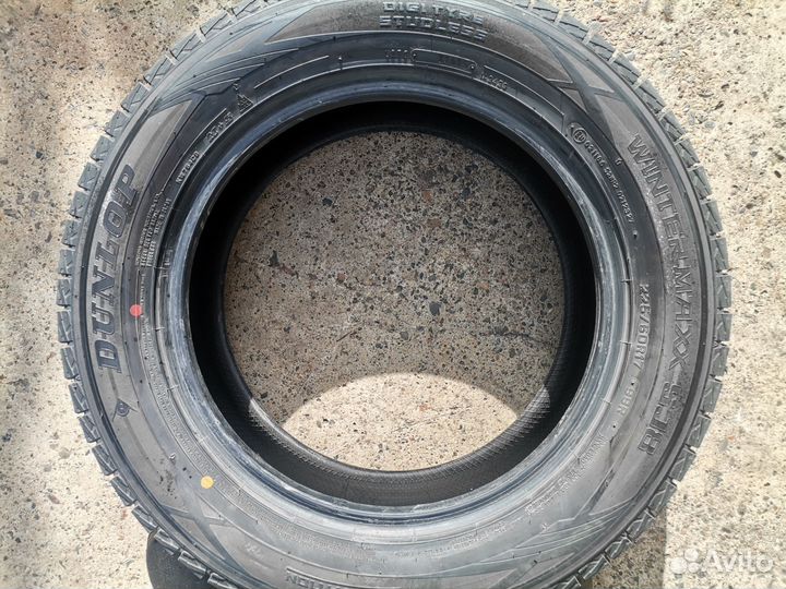 Dunlop Winter Maxx SJ8 225/60 R17