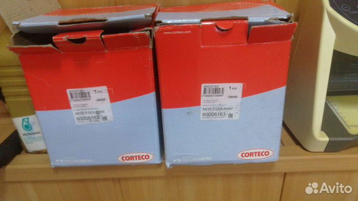 Подушки двигателя A2122407217