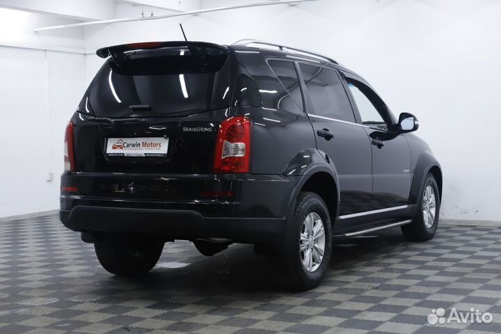 SsangYong Rexton 2.7 AT, 2012, 136 500 км