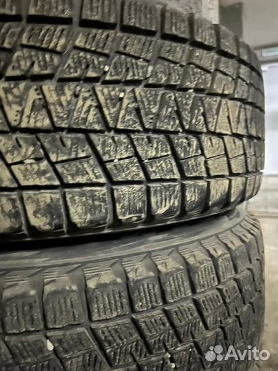 Bridgestone Blizzak DM-V1 225/65 R17