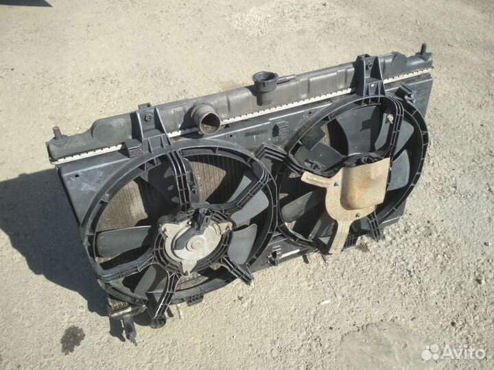 Радиатор охлаждения Toyota Mark 2 GX70 1984-1988