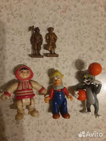 Киндер сюрприз игрушки