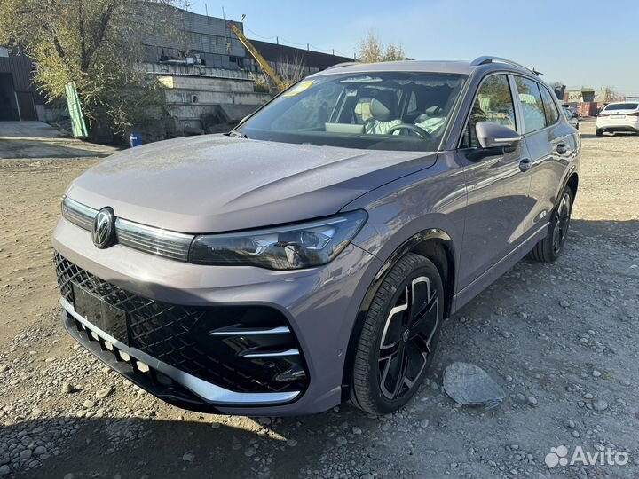 Volkswagen Tiguan L 2.0 AMT, 2024, 13 км