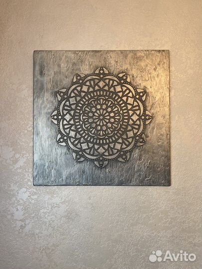 Настенное панно из декоративной штукатурки