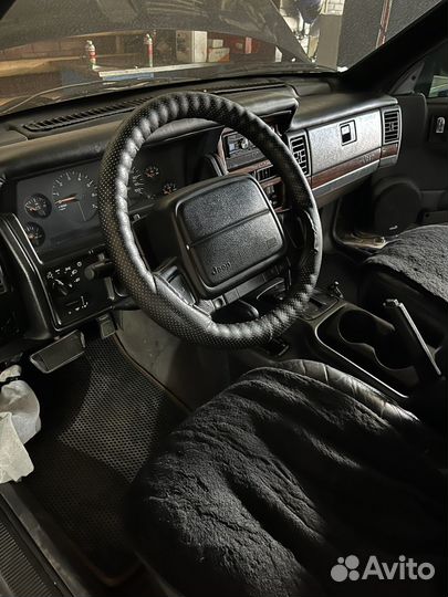 Jeep Grand Cherokee 4.0 AT, 1994, битый, 500 000 км
