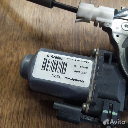 Стеклоподъемный механизм передний левый Nissan