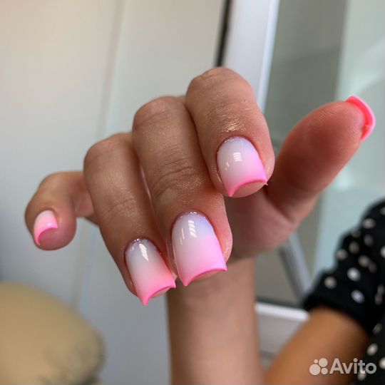 Маникюр педикюр