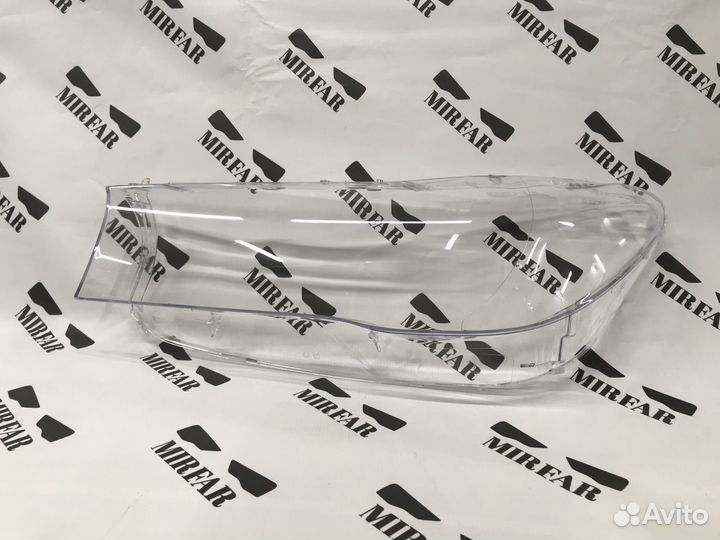 Левое стекло фары BMW 7 Series G11 2015-2019