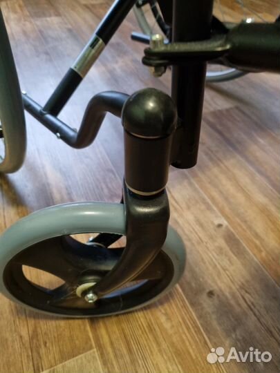 Коляска инвалидная новая не Б/У