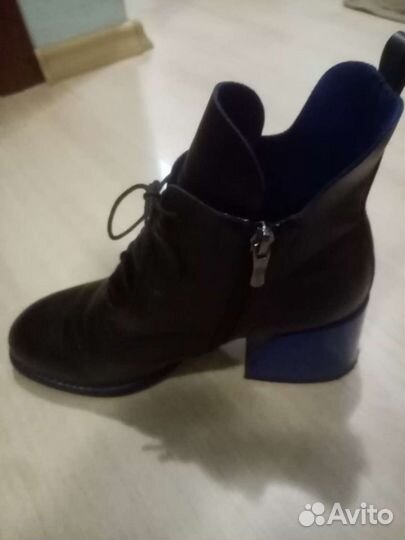 Ботинки женские