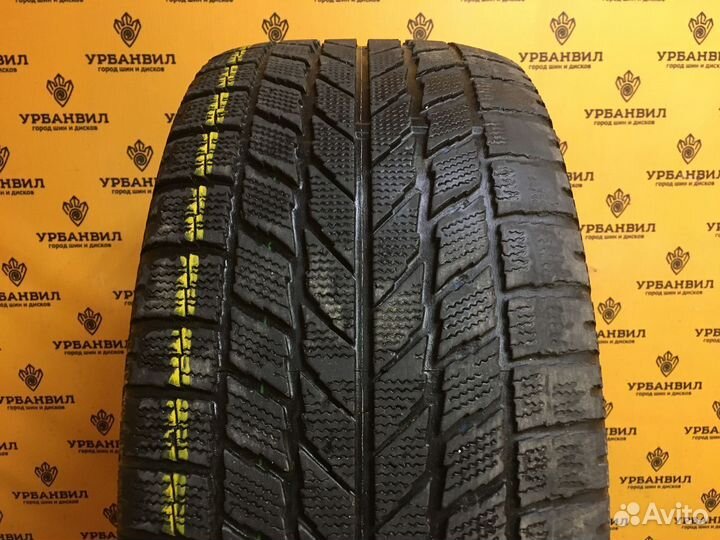 Toyo Observe Garit KX 235/45 R17 93Q