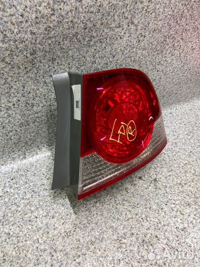 Фонарь задний правый Honda Civic 4D 2007