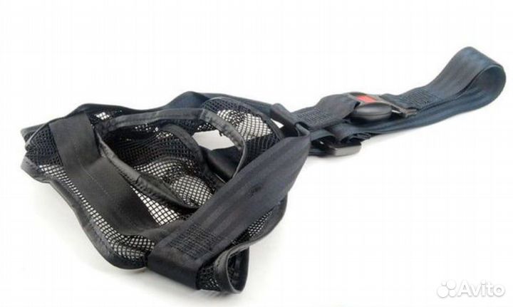 Безопасная шлейка для собак BMW