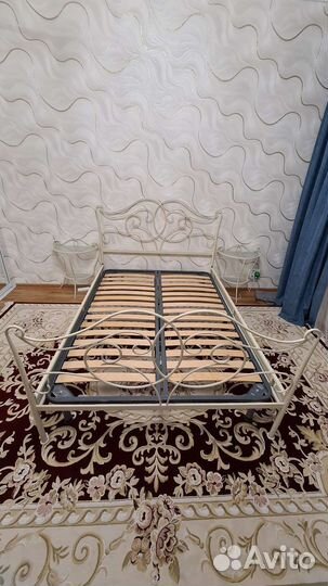 Кровать кованая