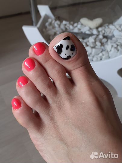 Маникюр, педикюр