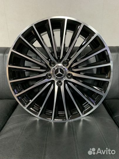 Диски на Mercedes Benz C-class W206 AMG Black R19