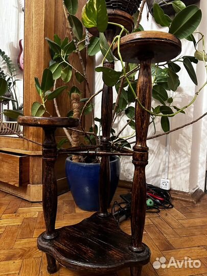 Этажерка для цветов