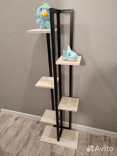 Полка напольная для цветов