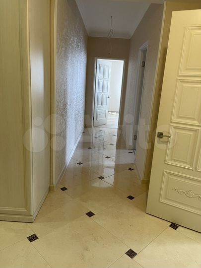 2-к. квартира, 80,4 м², 2/8 эт.