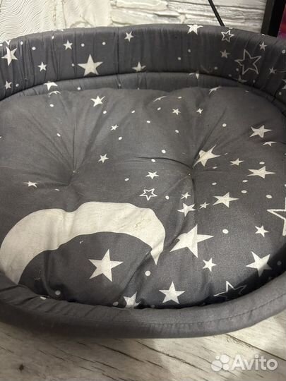 Лежанка для кошек