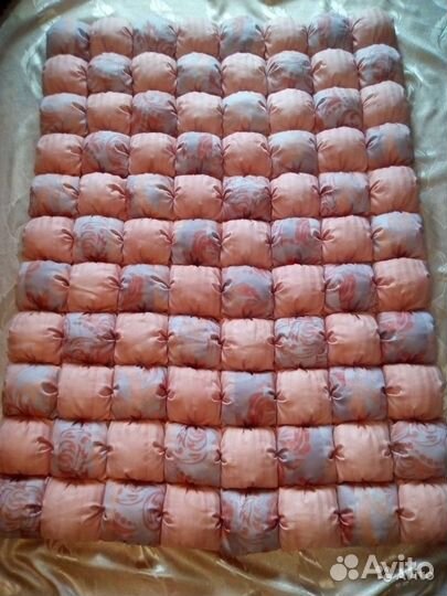 Новое покрывало-бомбон детское и бортики