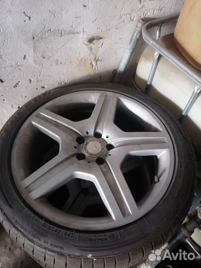 R19 Triangle TR600-JS 255/40, PCD 5x112 DIA 66.6