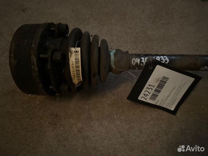 Полуось передняя левая Volkswagen Golf Iii/Vento