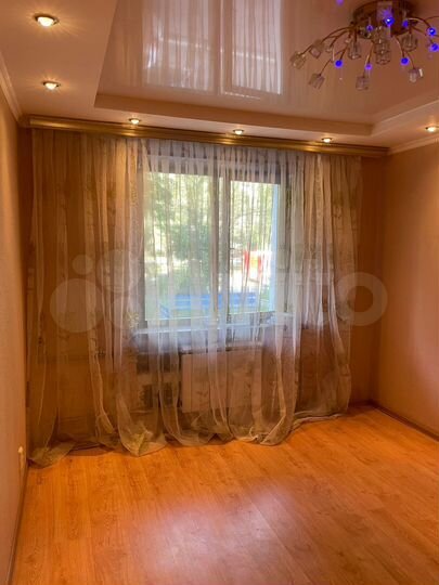 4-к. квартира, 76 м², 1/9 эт.