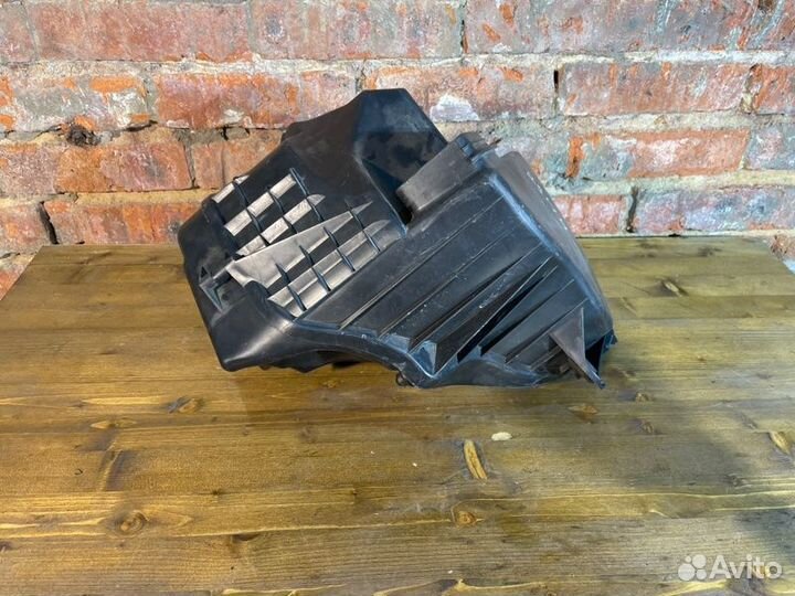 Корпус воздушного фильтра Bmw 3 E90 N46B20 VA2.0