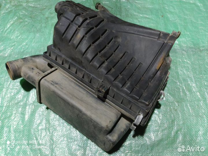 Корпус воздушного фильтра Opel Vectra B