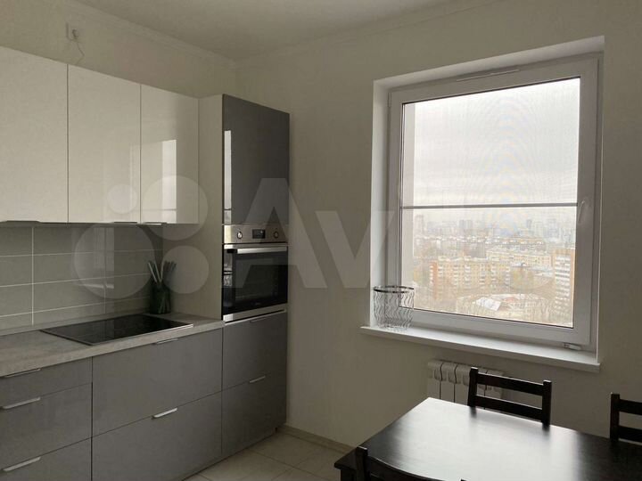 2-к. квартира, 60 м², 18/19 эт.
