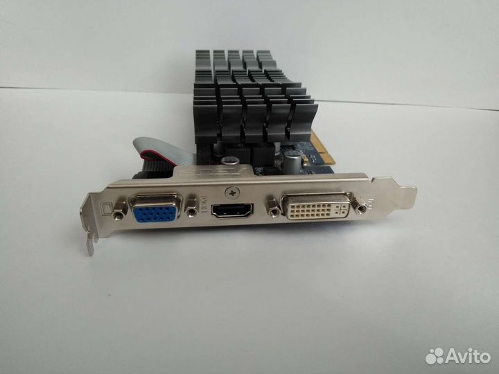 Видеокарты Asus EN210 / Palit 8600 gts