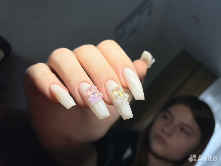 Маникюр,педикюр,наращивание