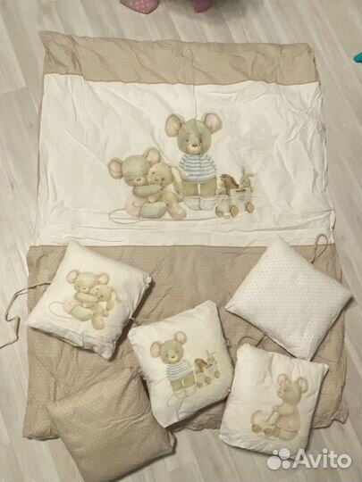 Бортики на детскую кроватку