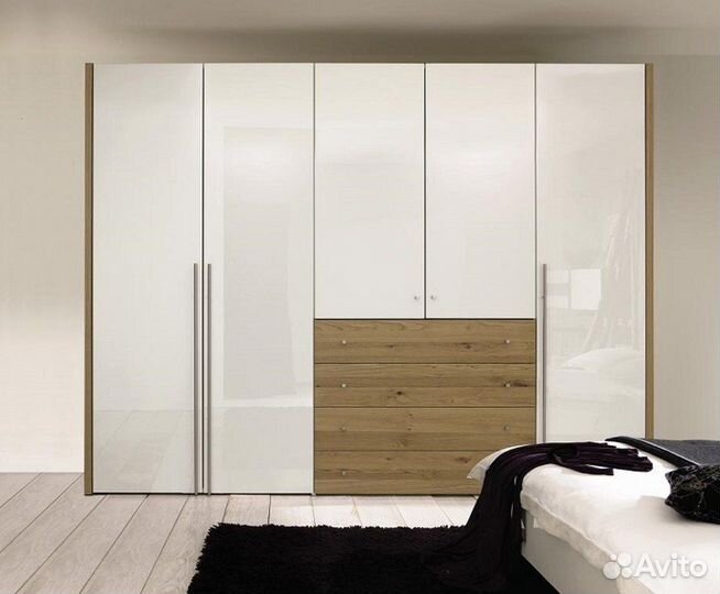 Шкаф распашной с фабрики