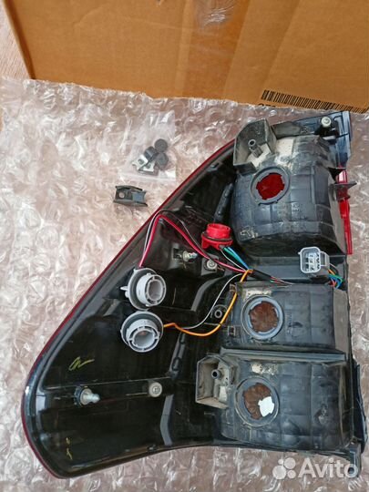 Фонарь задний правый toyota Toyota Hilux Хайлюкс